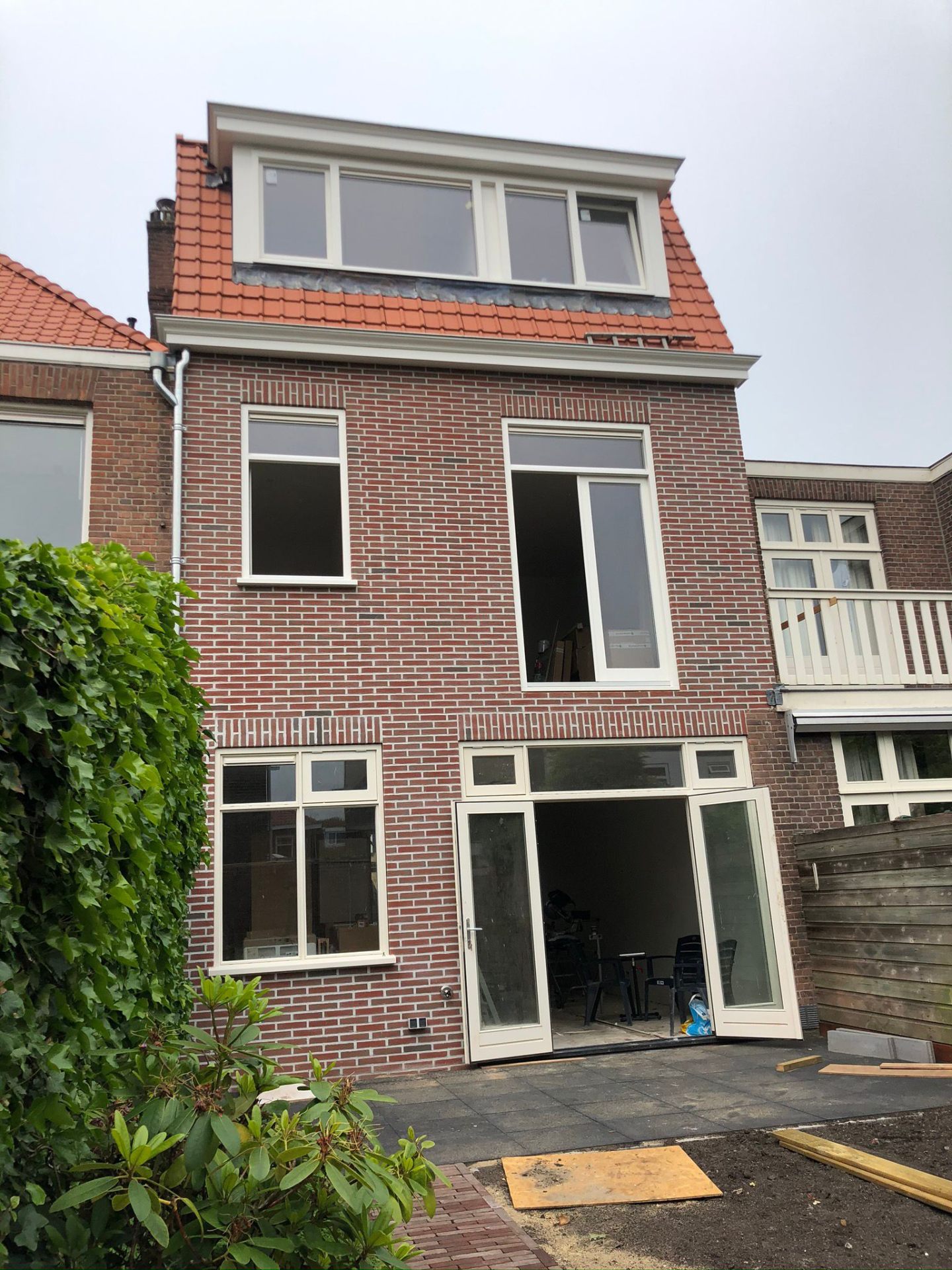 Nieuwe achtergevel met dakkapel